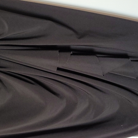 Jones New York size 18W black dress. - Picture 4 of 4